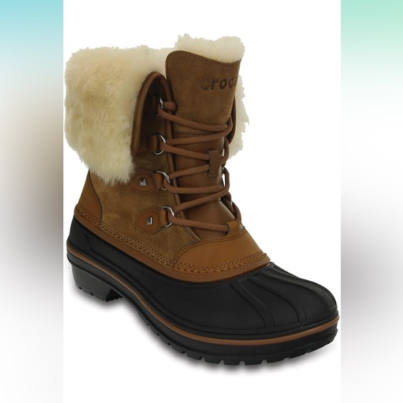 Crocs Women's AllCast II Luxe Snow Boot, Size 10. Like New! - Picture 2 of 11